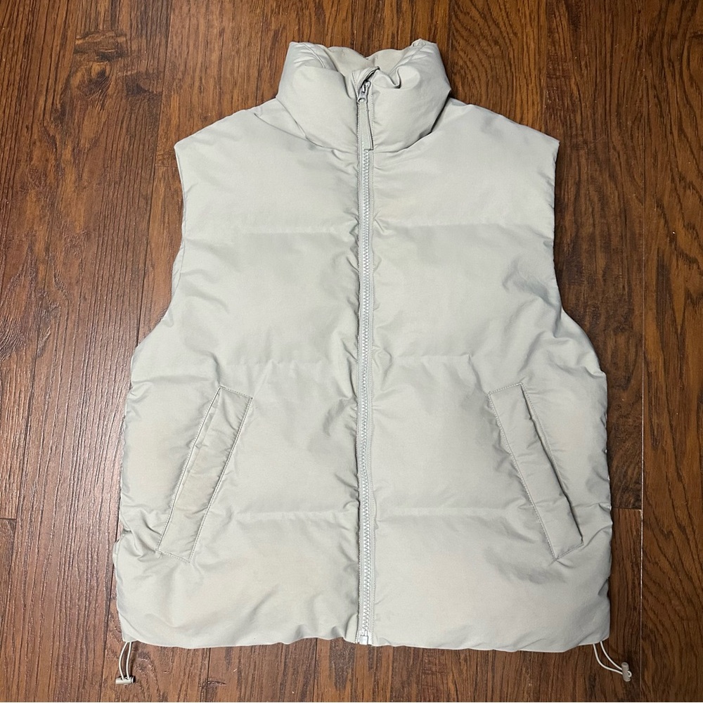 H&M puffer vest windproof water resistant mens medium